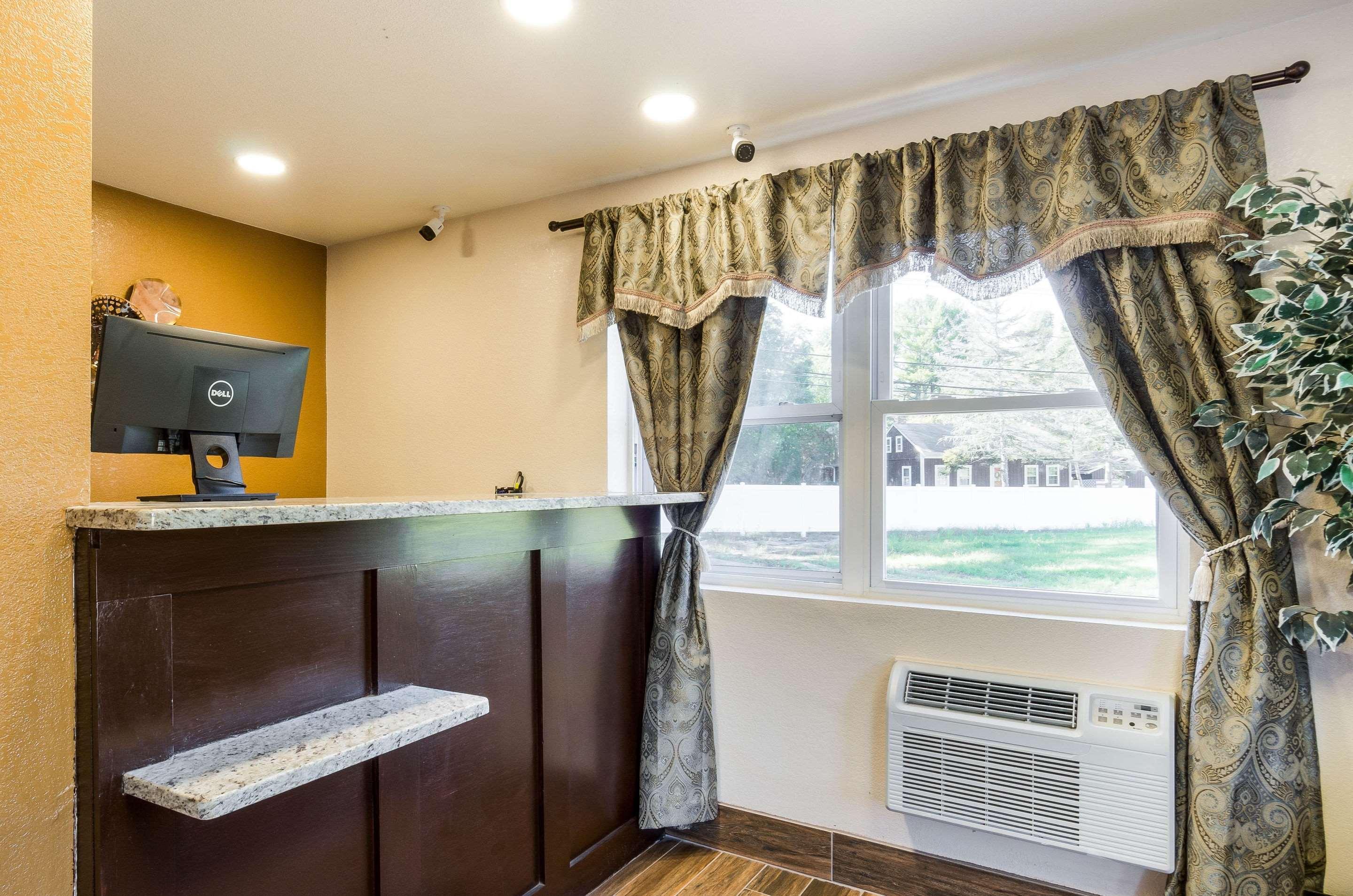 Rodeway Inn Middleboro-Plymouth Extérieur photo